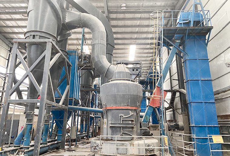 Hệ thống máy nghiền trong nhà xưởng dự án