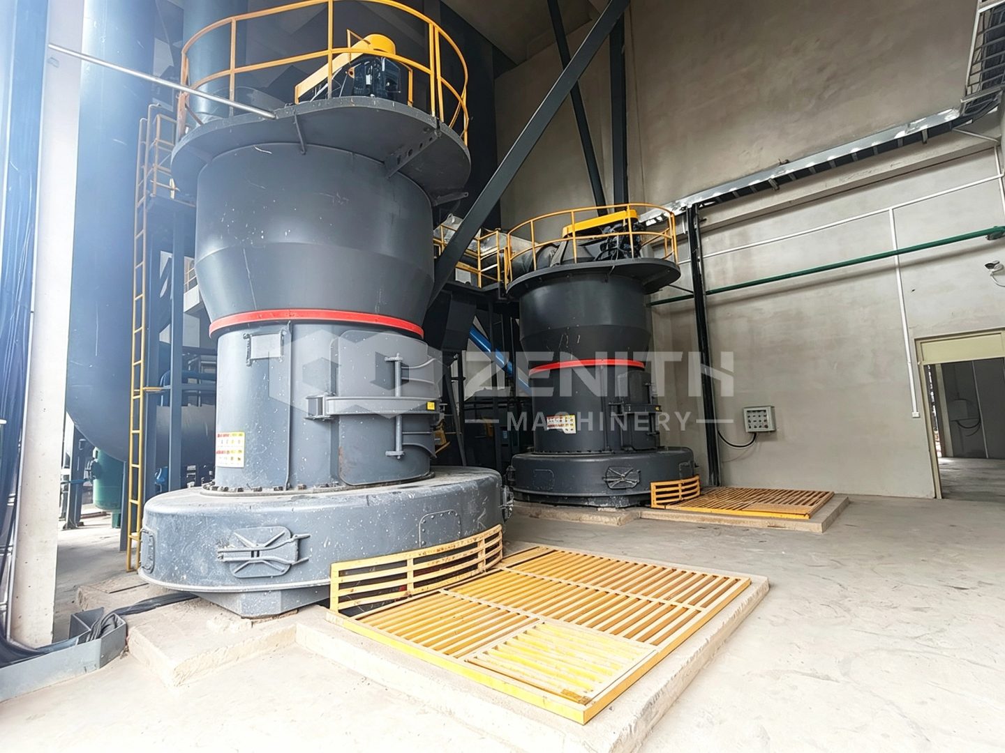 Máy nghiền hình thang châu Âu MTW178G – thân máy, bộ phân loại và sàn thao tác