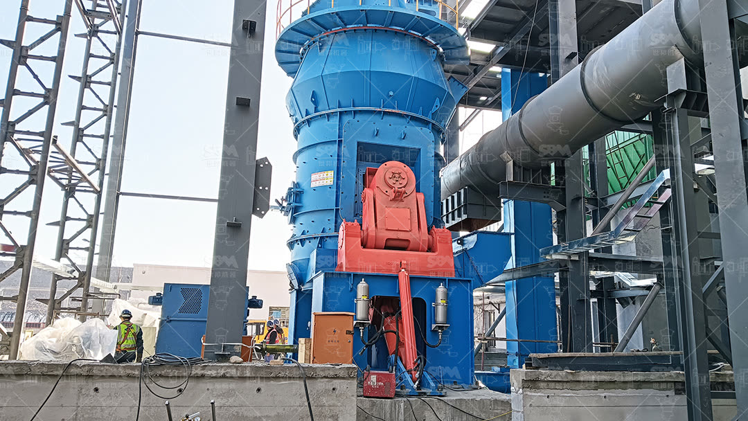 Máy nghiền đứng LM220M – thân máy, hệ con lăn và xy lanh thủy lực